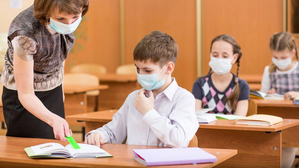 Elevii cer Guvernului redeschiderea școlilor: „Cu educaţia nu e de glumă!“