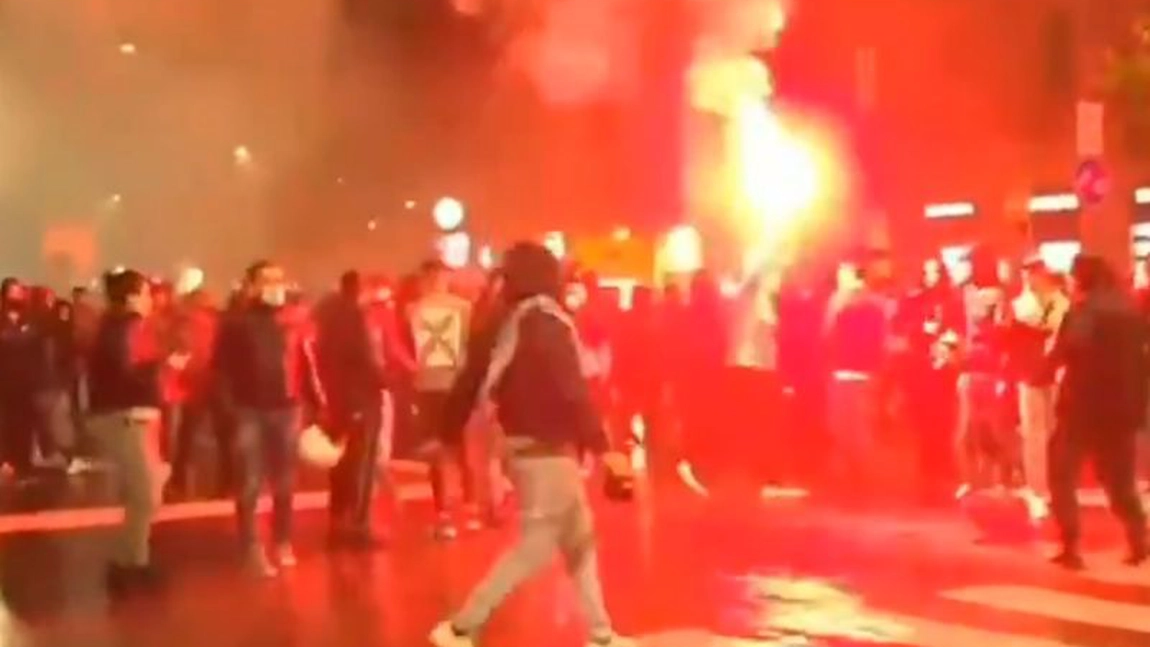 Proteste violente împotriva restricțiilor în Italia - FOTO / VIDEO