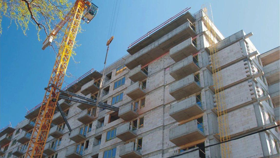Dezvoltatorii imobiliari din Iași au fost amendați! Nu respectau proiectele, iar apartamentele vândute erau mai mici în realitate. Clienții sunt sfătuiți să apeleze la specialiști