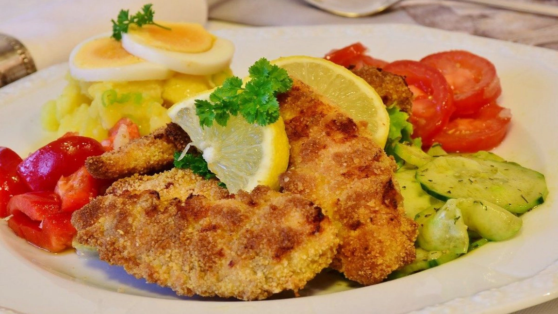 Șnițele de pui cu făină - Secretul să fie crocante la exterior, moi la interior