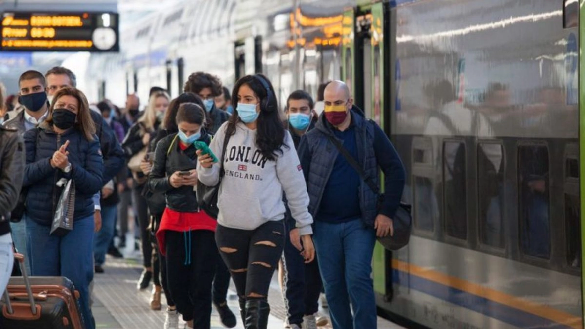 Transportul public din Italia, spațiu de infectare cu noul coronavirus