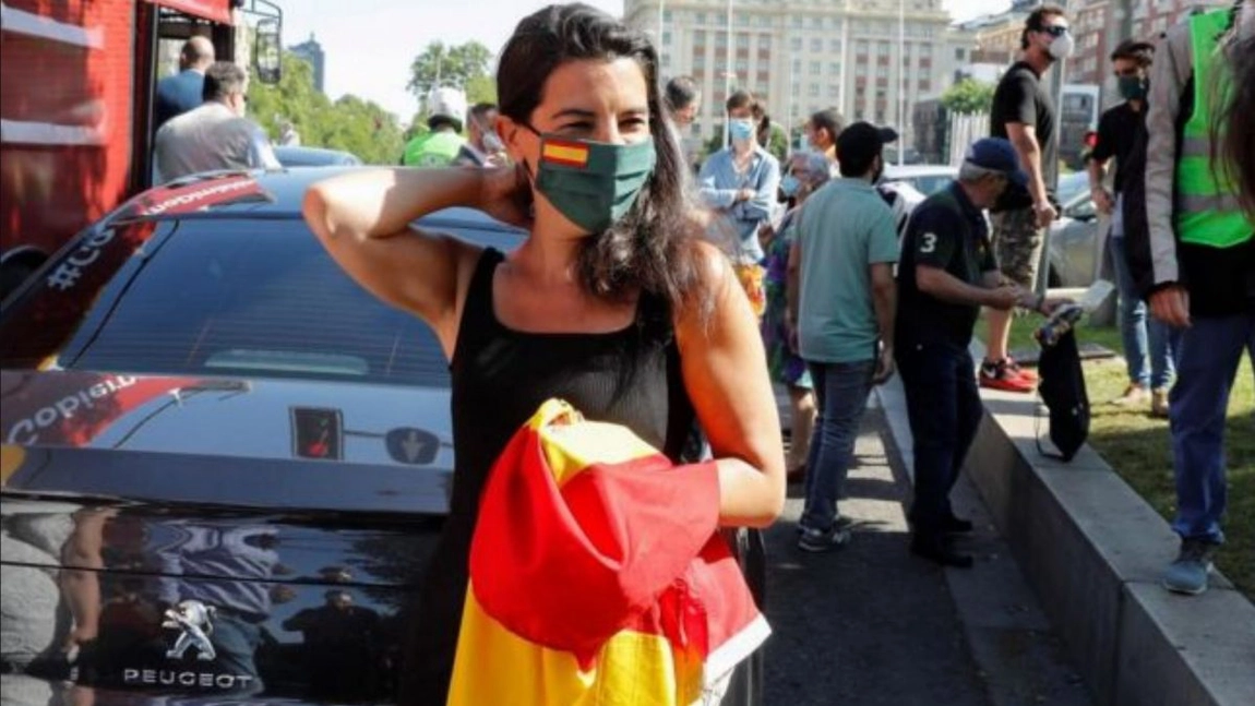 În Spania a fost introdus venitul minim garantat, de până la 1.000 de euro. Cu ce probleme se confruntă autoritățile