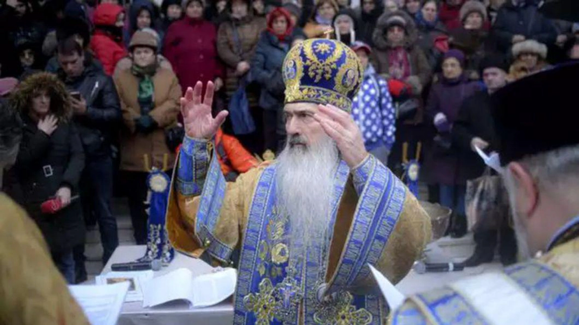 ÎPS Teodosie, fără teamă de reguli sau de COVID-19: Așteaptă 10.000 de oameni la Slujba de Bobotează
