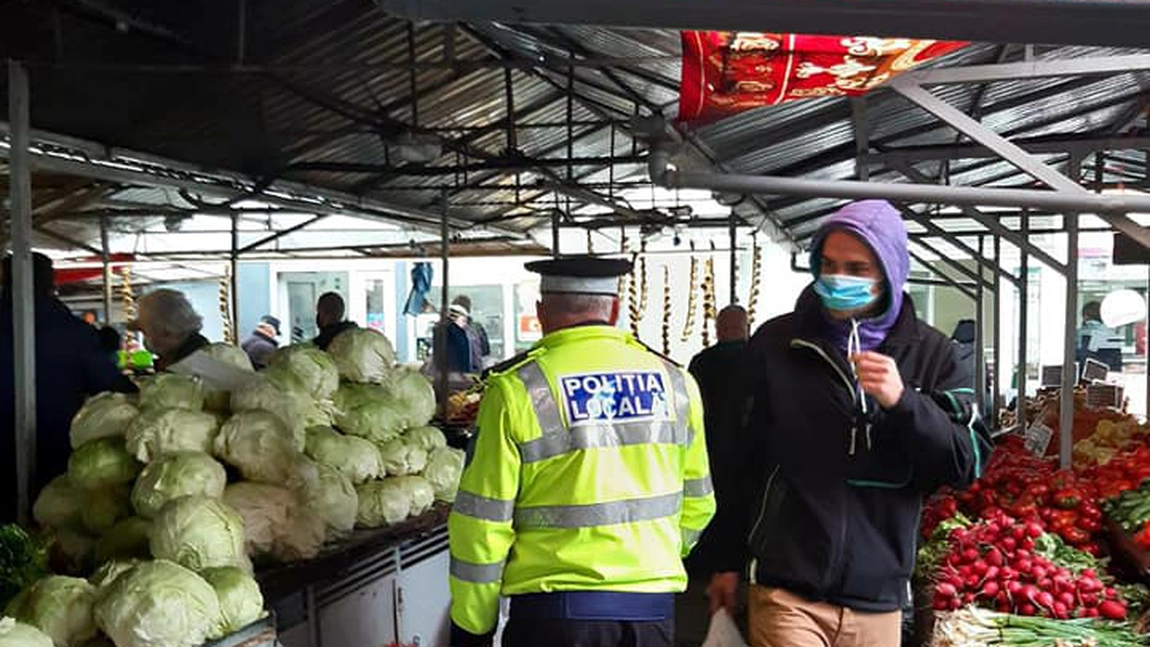 Peste o sută de ieșeni amendați weekendul trecut pentru că nu purtau mască de protecție sau au refuzat să se legitimeaze în fața polițiștilor locali