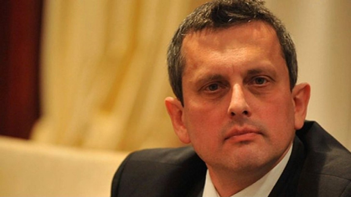 Valentin Lazea, economistul-șef al BNR, prezintă soluții de reducere a deficitului bugetar în 2021: Tăierea salariilor bugetarilor cu 20% și reducerea programului de lucru la 4 zile pe săptămână
