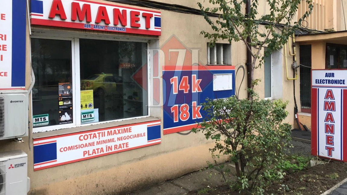 Client păcălit de o casă de amanet din Iași! A cumpărat un lanț de aur din Tudor Vladimirescu, dar a avut surprize acasă. Vânzătorul s-a enervat când femeia i-a cerut explicații - FOTO