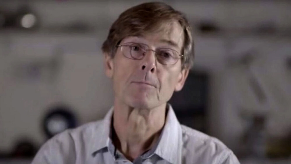 Dr. Michael Yeadon, fost președinte al companiei Pfizer: “Nu este absolut nici o nevoie de vaccinuri pentru a pune capăt panemiei”
