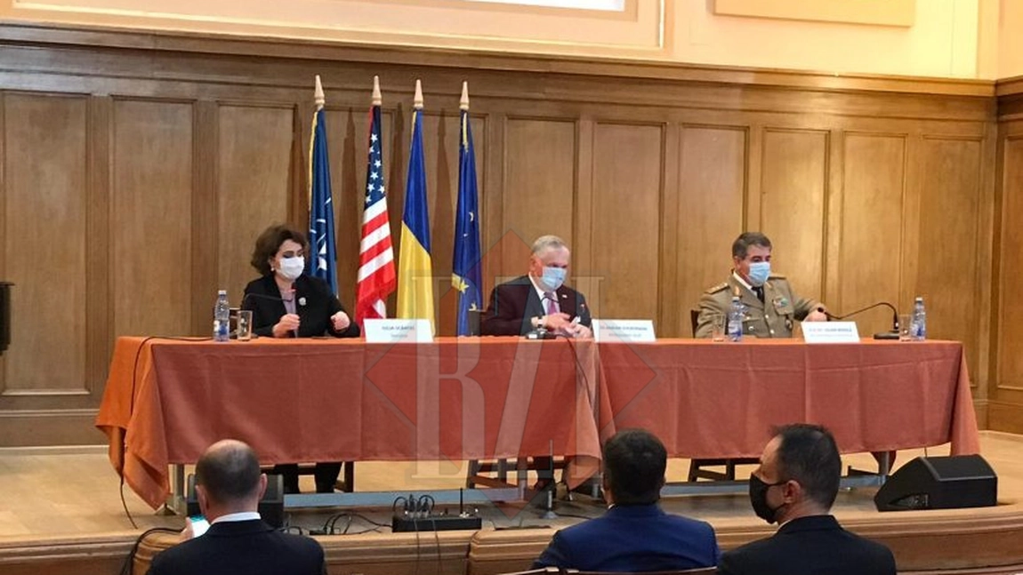 Ambasadorul Adrian Zuckerman, prezent la Biblioteca Central Universitară din Iași. Se discută despre întărirea relațiilor dintre Iași și SUA - LIVE VIDEO/ GALERIE FOTO