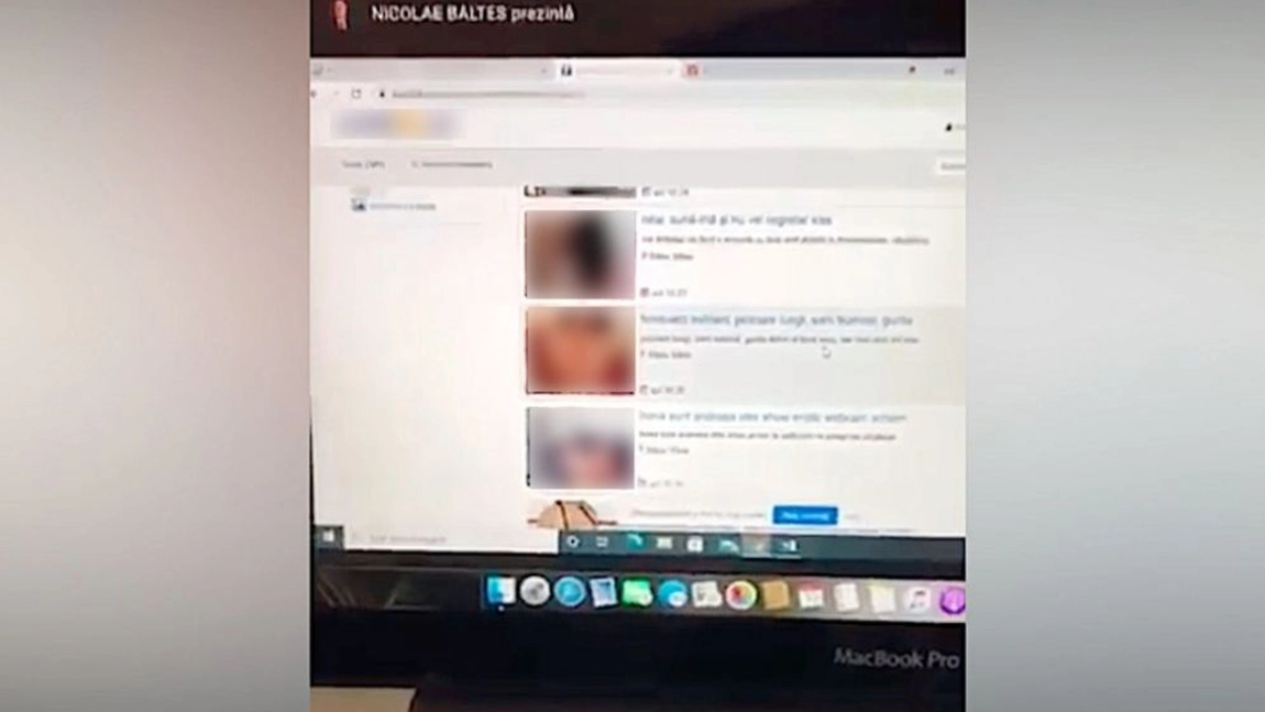 Profesor universitar din Sibiu, filmat de studenţi în momentul în care naviga pe site-uri deocheate - VIDEO