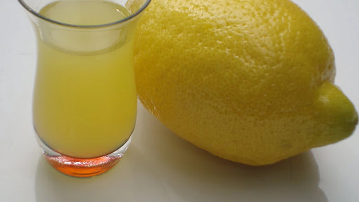 Cele 5 avantaje ale lămâii asupra sănătății persoanelor în vârstă