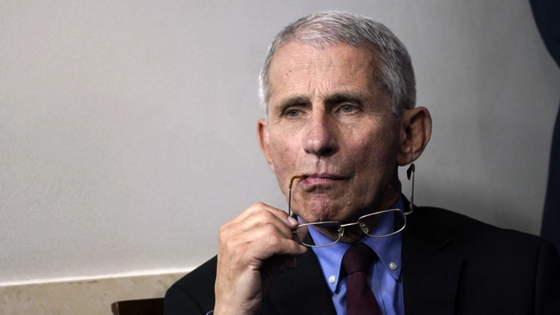 Dr. Anthony Fauci critică dur decizia decizia Marii Britanii de a aproba vaccinul Pfizer