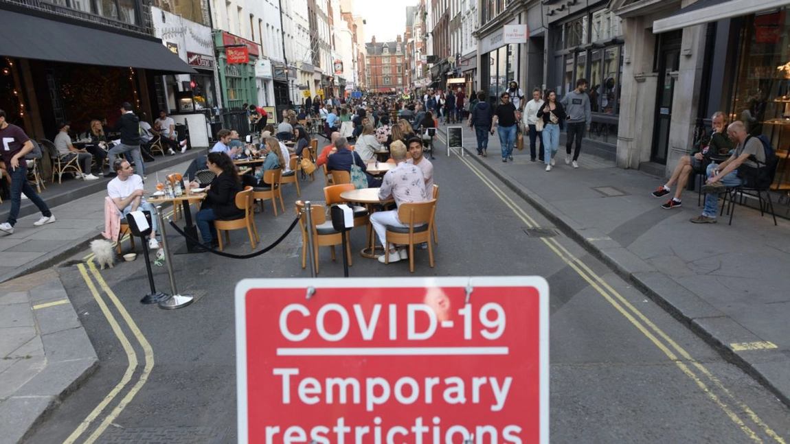 Marea Britanie, lovită grav de pandemia de COVID-19: Cel mai ridicat bilanţ zilnic al deceselor de COVID-19, din aprilie