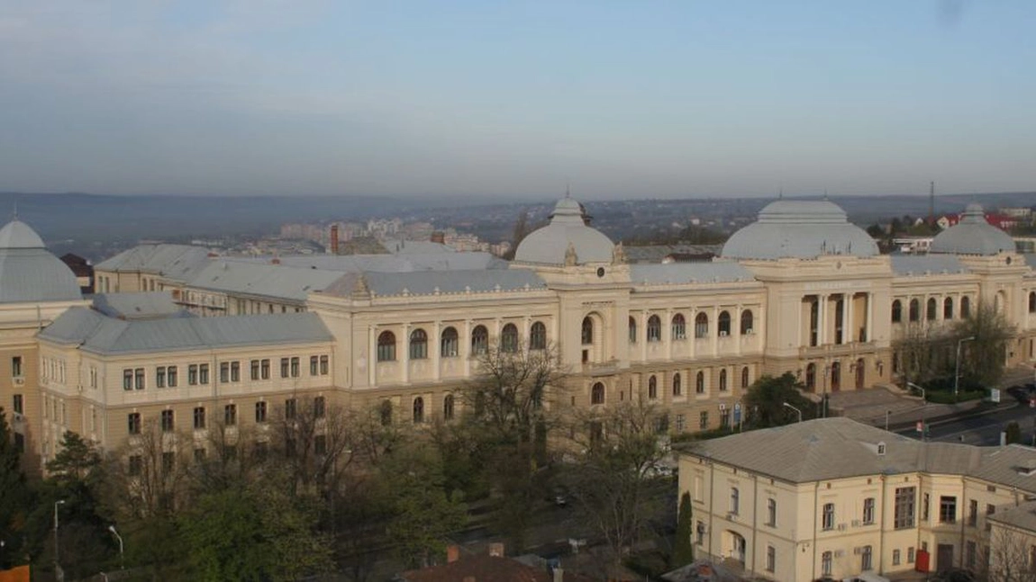 Universitatea 
