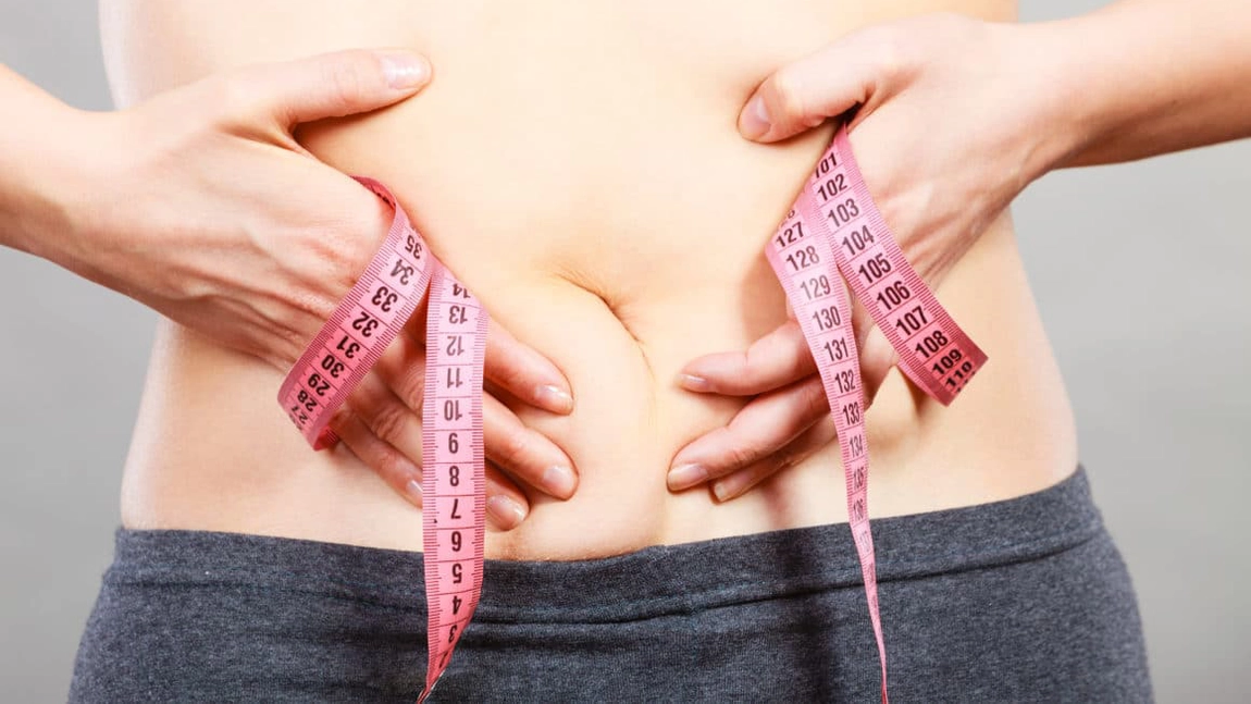 Abdomen plat: cum să elimini grăsimea abdominală fără să te înfometezi