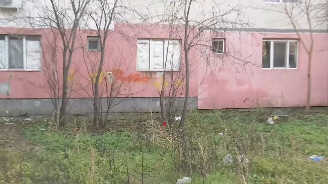 Un fost pilot s-a aruncat de la etajul 10. Ce motive l-au împins să recurgă la acest gest