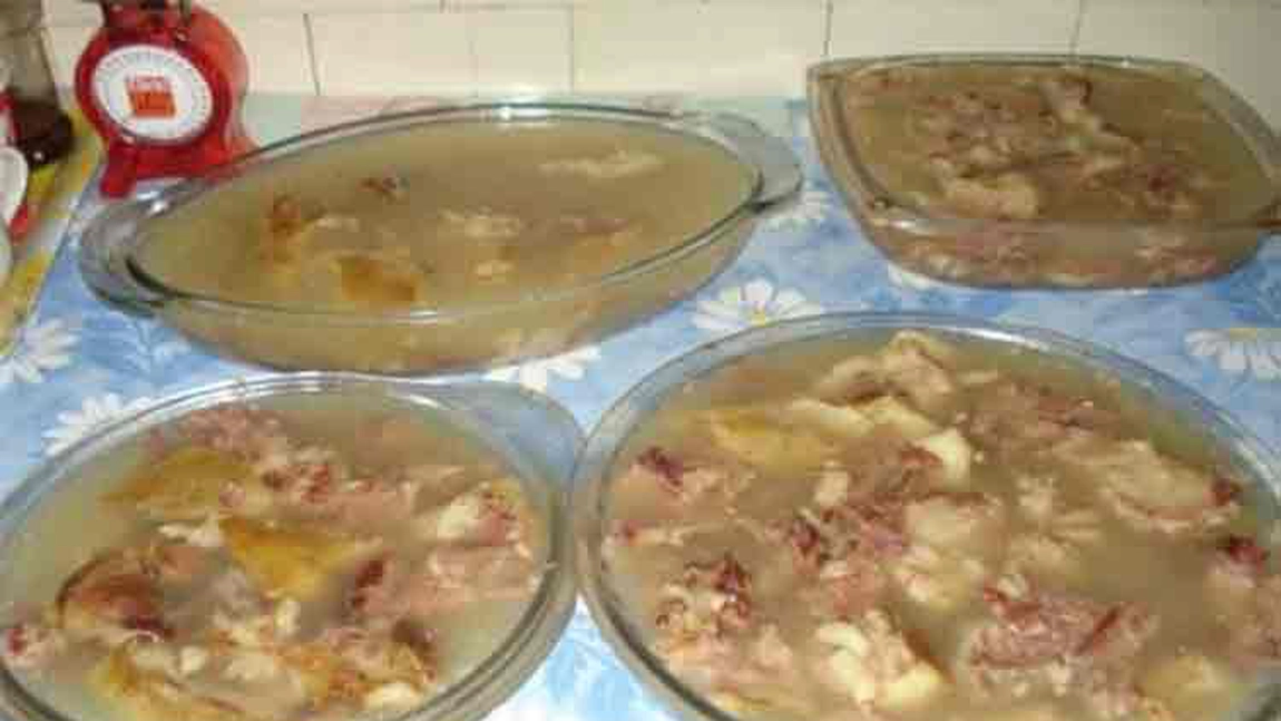 Reţetă de răcituri de porc - Cum faci piftia să aibă gust bun