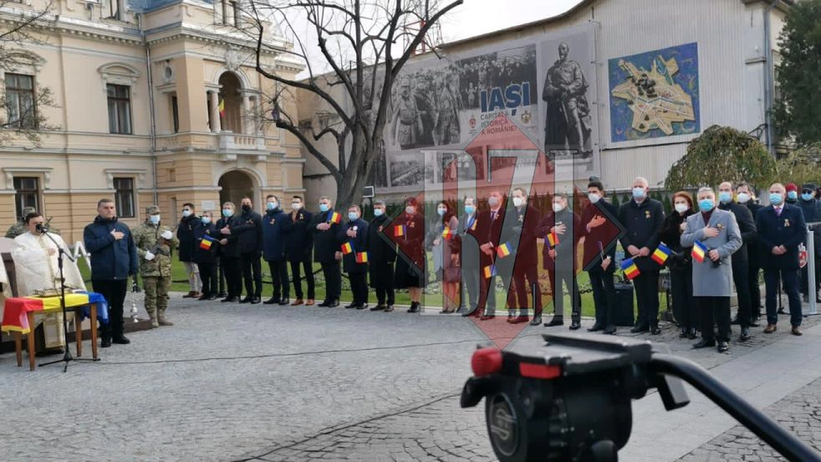 Cadrele medicale din Iași, cinstite de Ziua Națională a României. Eveniment restrâns pe pietonalul din centrul orașului