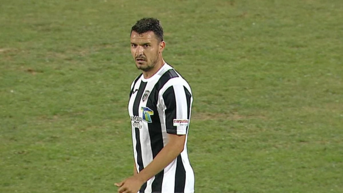 Oferta pe care Astra i-a făcut-o lui Constantin Budescu pentru a refuza FCSB! Trei ani de contract și posibilitatea să plece dacă prinde un transfer în străinătate