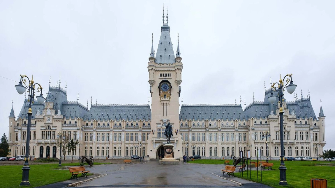 Povești muzicale, în prim-plan fiind marele George Enescu, la Palatul Culturii din Iași