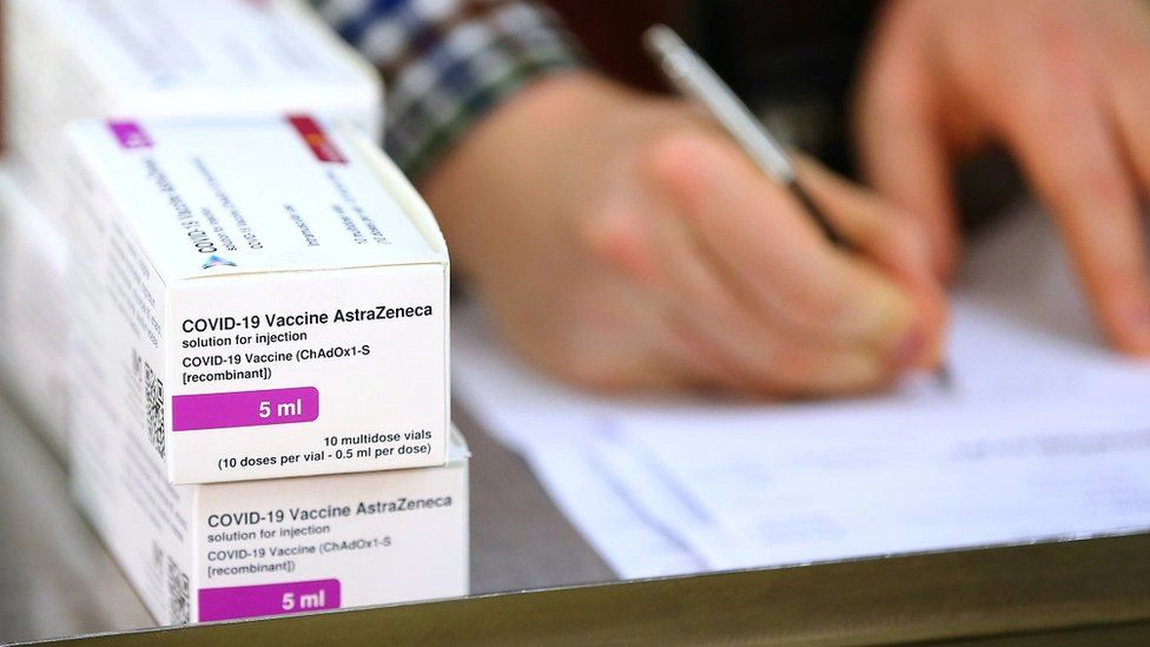 Marea Britanie va începe administrarea vaccinului împotriva COVID-19 dezvoltat de Oxford