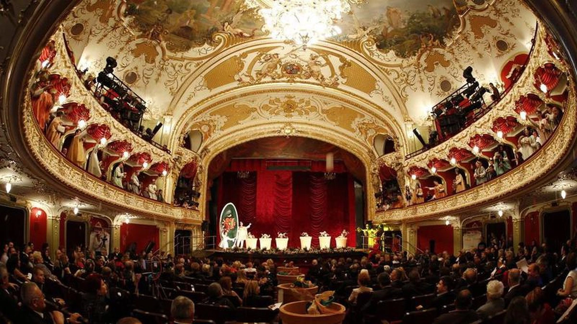 Moment așteptat de public! Se reiau spectacolele Operei Naționale Române și ale Teatrului Național 