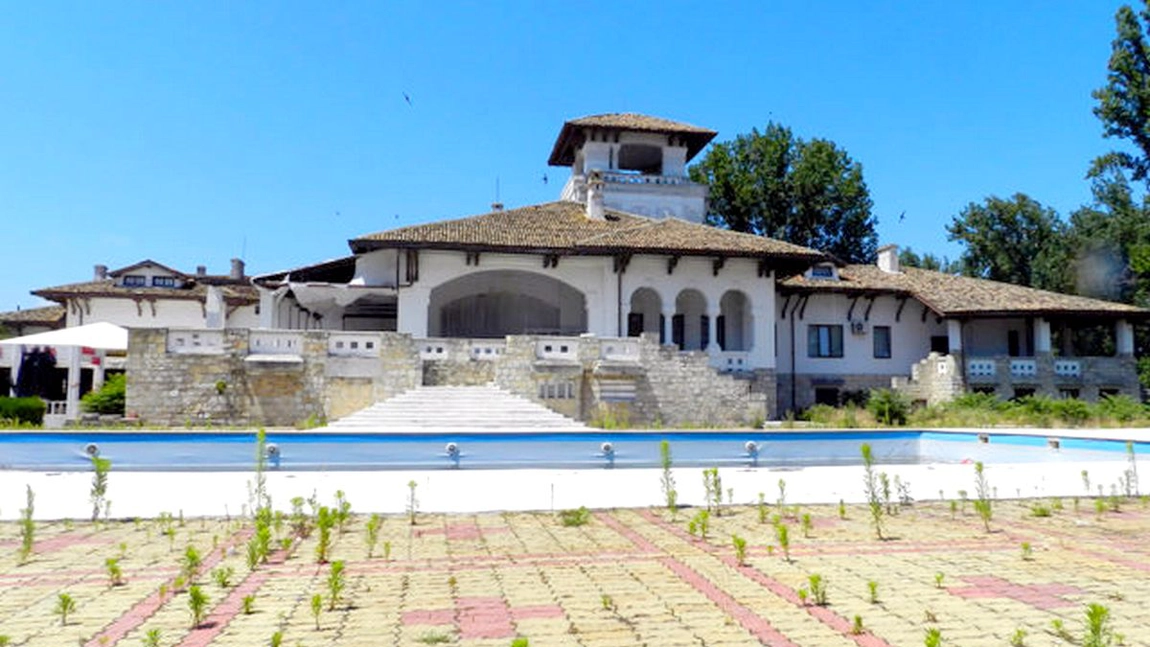 Cazinoul din Mamaia si Palatul Regal pot fi vândute! Au fost pierdute printr-o sentintă revoltătoare