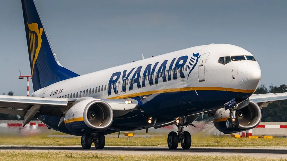 Un medic psihiatru din Iași a cerut daune de 1 milion de euro de la o companie aeriană! Scandalul a izbucnit din cauza unui concert al trupei Aerosmith! Ce decizie au luat judecătorii în acest caz!