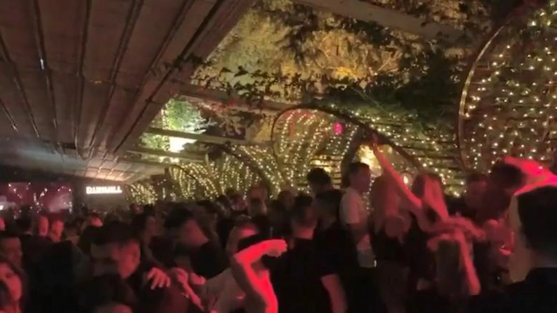 Petreceri masive în cluburile din București. Poliția a dat o amendă de 66.000 de lei unui singur club pentru o petrecere privată - VIDEO