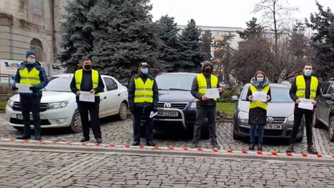 Decizie dură luată de poliţiştii nemulţumiţi de îngheţarea salariilor: „Vor refuza să mai verifice persoanele izolate / carantinate la domiciliu“