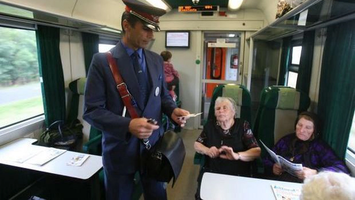 Angajații CFR Călători vor avea uniforme noi! Iată cum vor arăta acestea