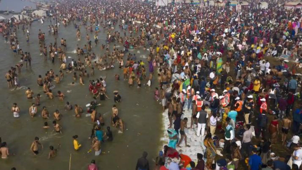 Scăderea spectaculoasă a cazurilor de coronavirus în India, o enigmă pentru experți