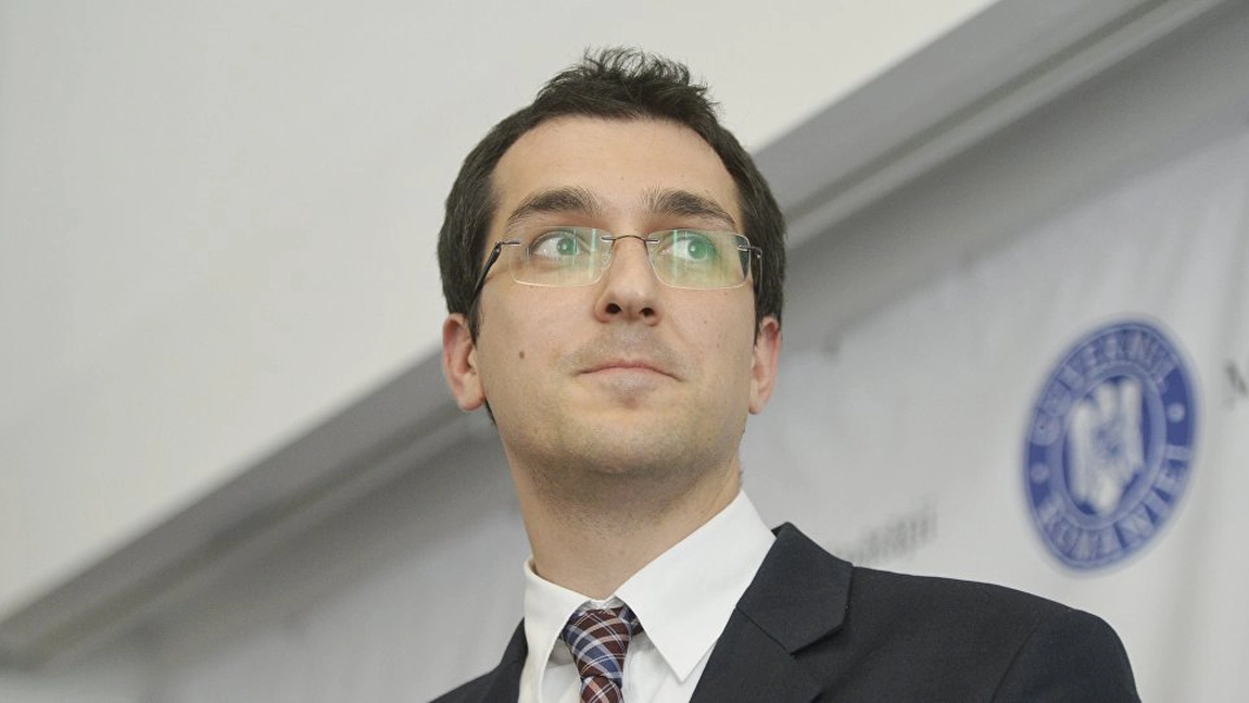 Incă o aberaţie a lui Vlad Voiculescu dinamitează coaliţia PNL-USR: Ministrul Sănătății vrea obligativitatea purtării măștilor pentru copiii între 3 și 5 ani