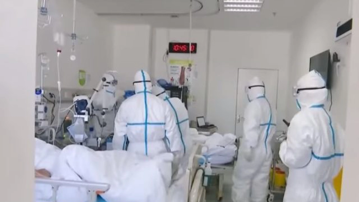 2.676 cazuri noi de persoane infectate cu COVID-19 în ultimele 24 de ore în România - GRAFICE