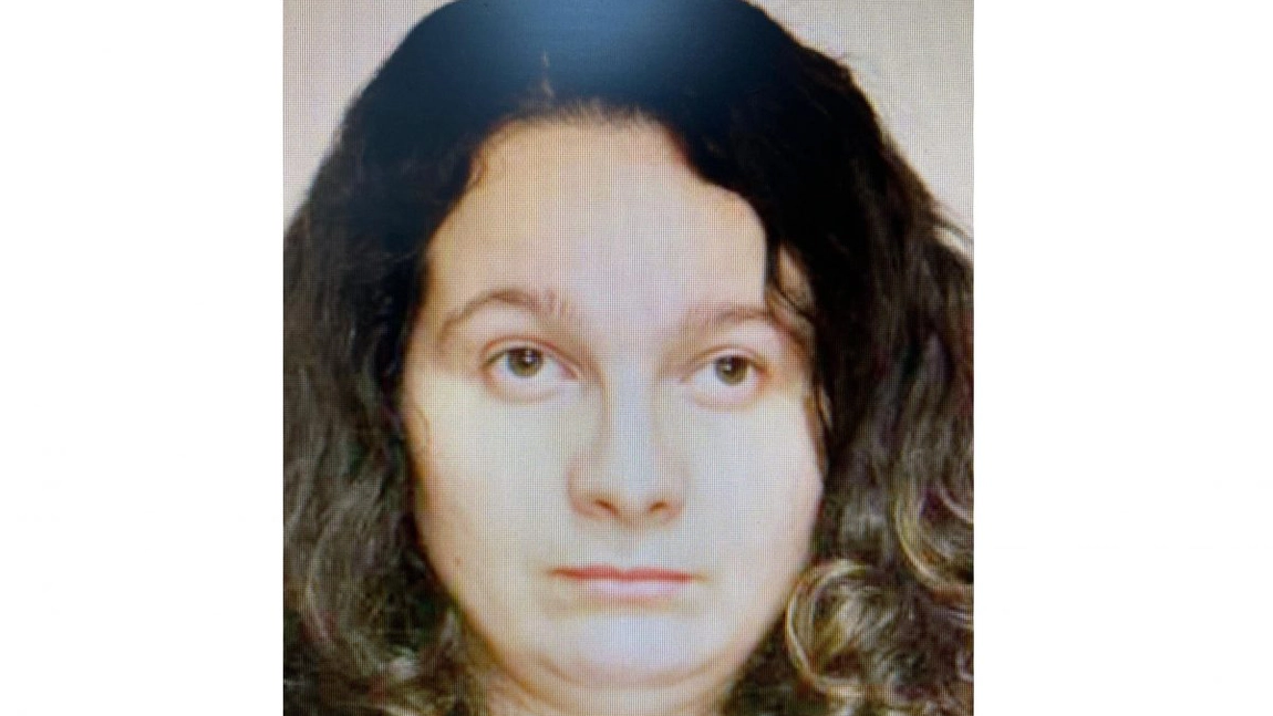 Ați văzut-o? Polițiștii ieșeni efectuează căutări pentru a o găsi pe Andra Georgiana Nazarcu. UPDATE: A fost găsită