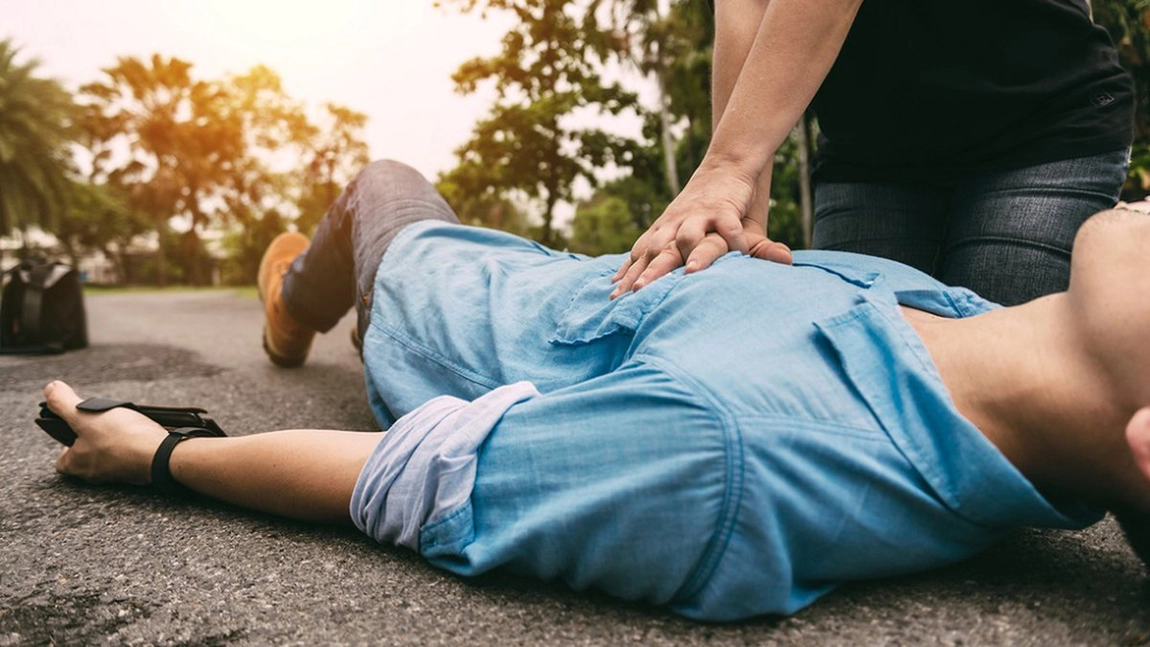 Doar 2 la sută dintre pacienții care ajung la spital în urma unui stop cardiac supraviețuiesc! Neacordarea primului ajutor în timp util este cauza principală a deceselor