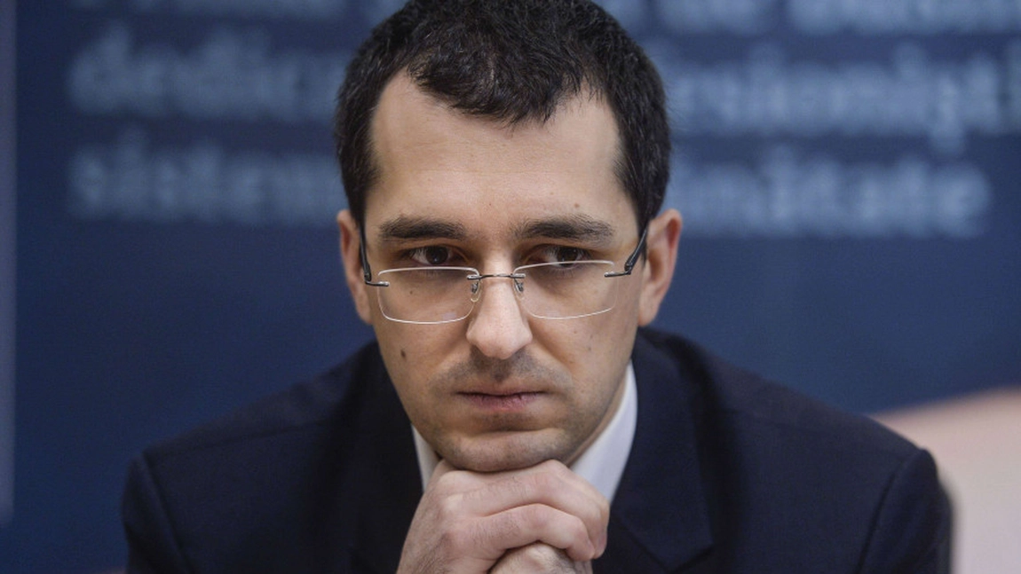 Război total în Guvern! Vlad Voiculescu ştia despre declaraţiile pe care urmează să le facă premierul Florin Cîțu dar a suprapus conferinţa de presă