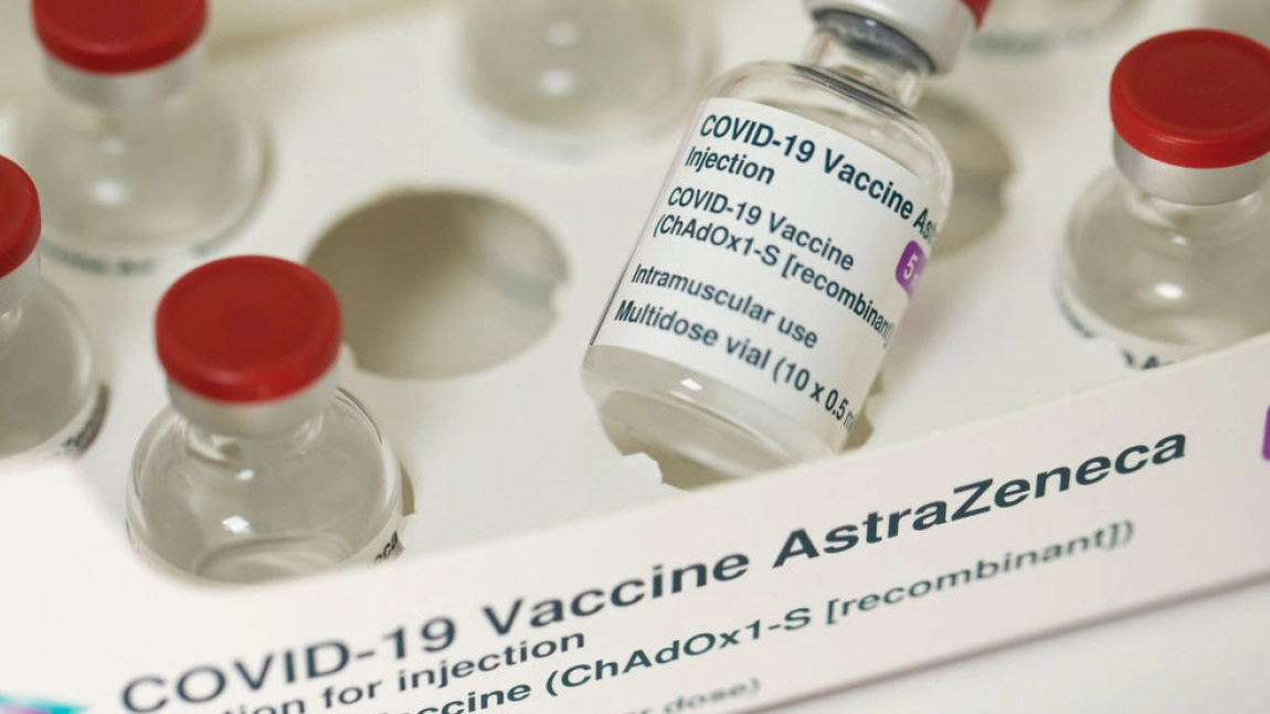 OMS consideră că vaccinul de la AstraZeneca trebuie folosit în continuare
