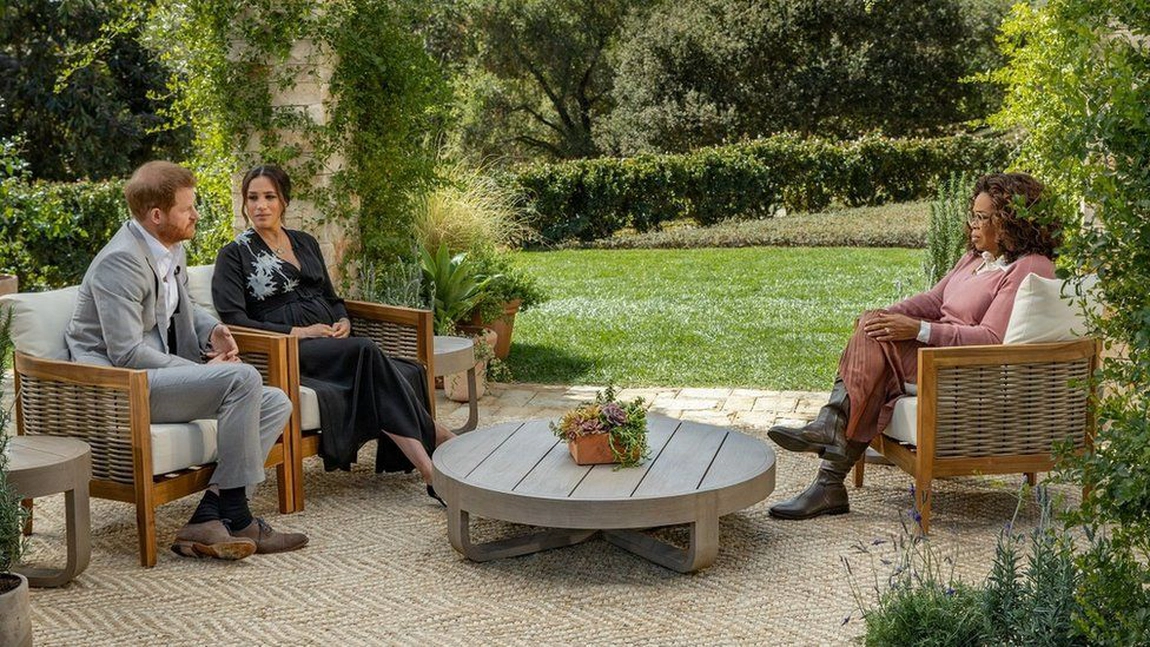 Dezvăluiri şoc făcute de Harry şi Meghan într-un interviu: M-au întrebat cât de închisă ar putea fi culoarea pielii copilului