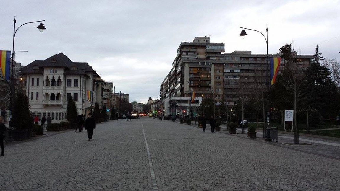 Șoferii nu vor mai avea acces în centrul Iașului! Noi reguli de circulație vor fi puse în aplicare. Primăria permite extinderea restaurantelor - FOTO