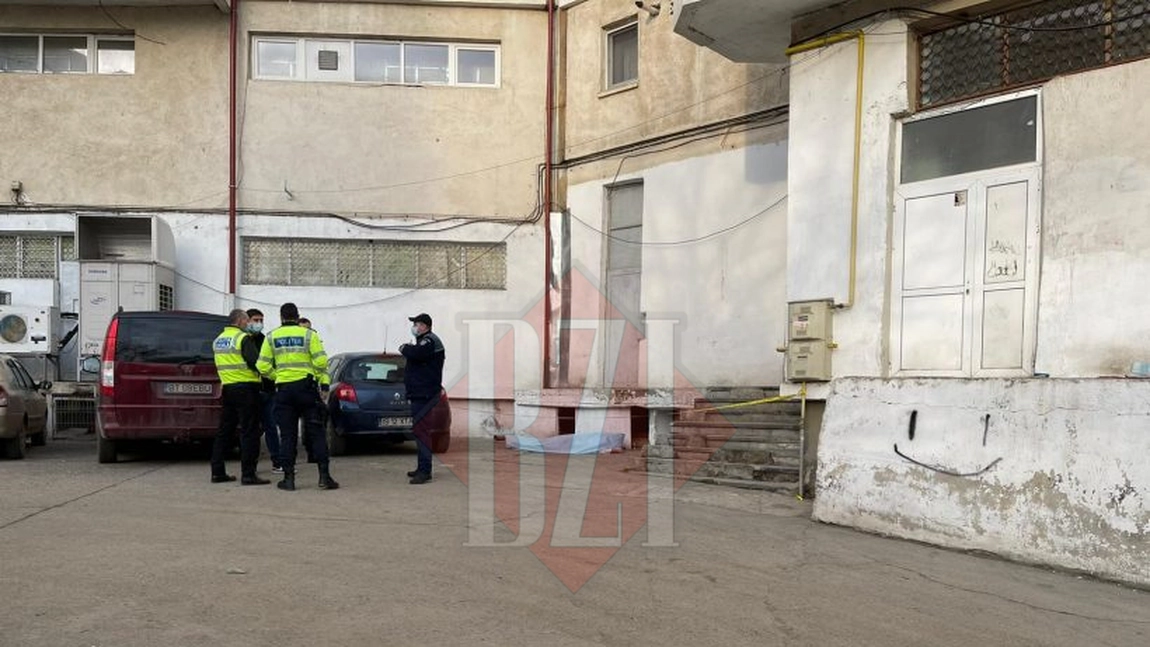 Un bătrân s-a sinucis aruncându-se de la etajul 4 al unui bloc din Nicolina, Iași! Mărturia cumplită a soției - EXCLUSIV FOTO