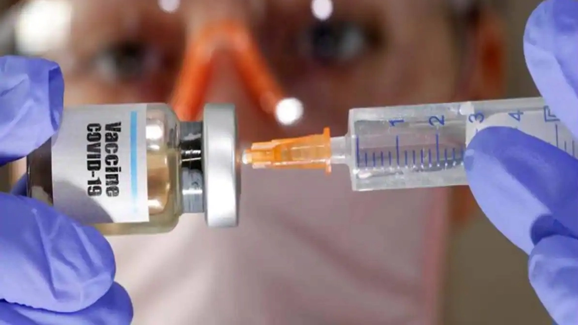 Cum se procedează pentru a face o programare la vaccinul Pfizer sau Moderna? CNCAV a oferit răspunsul