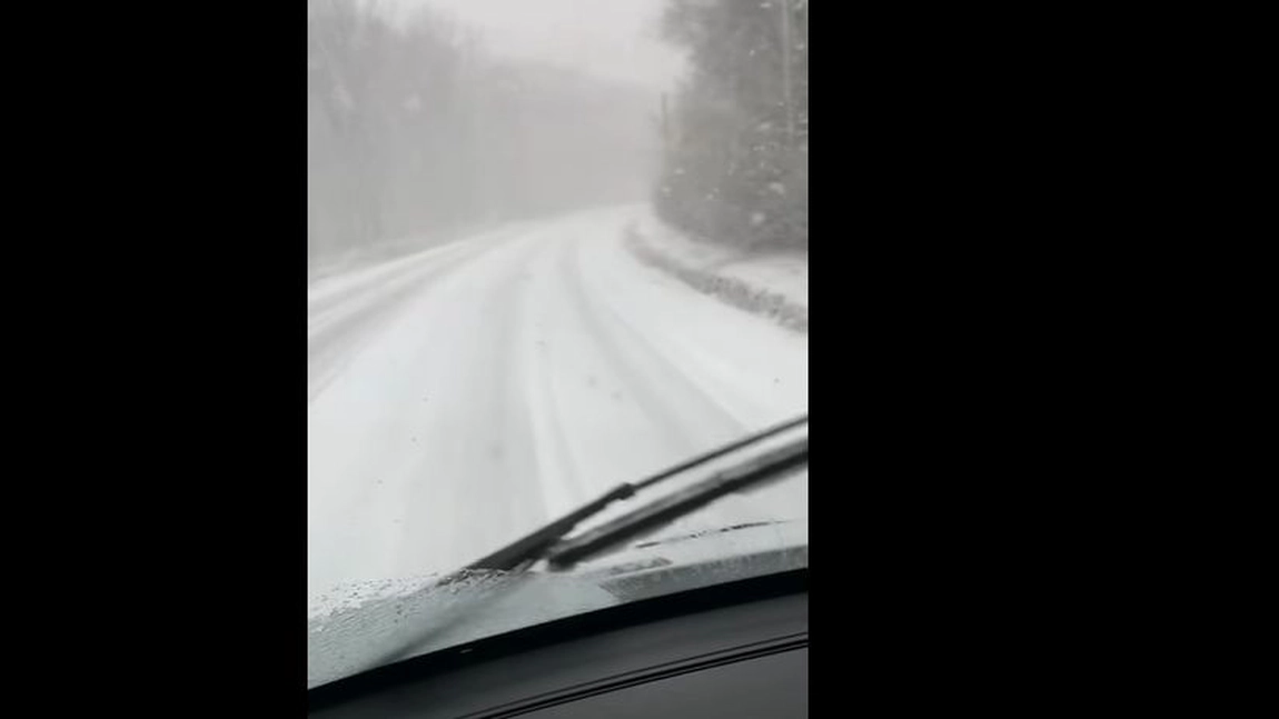 Atenţie, şoferi! Zone afectate de zăpada care cade încontinuu la Iași - VIDEO, FOTO/UPDATE