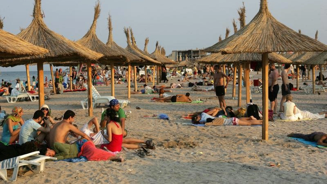Minivacanţa de 1 mai pe litoralul românesc. Hotelierii aşteaptă turiştii, dar nimeni nu ştie care va fi situaţia Covid la acea dată