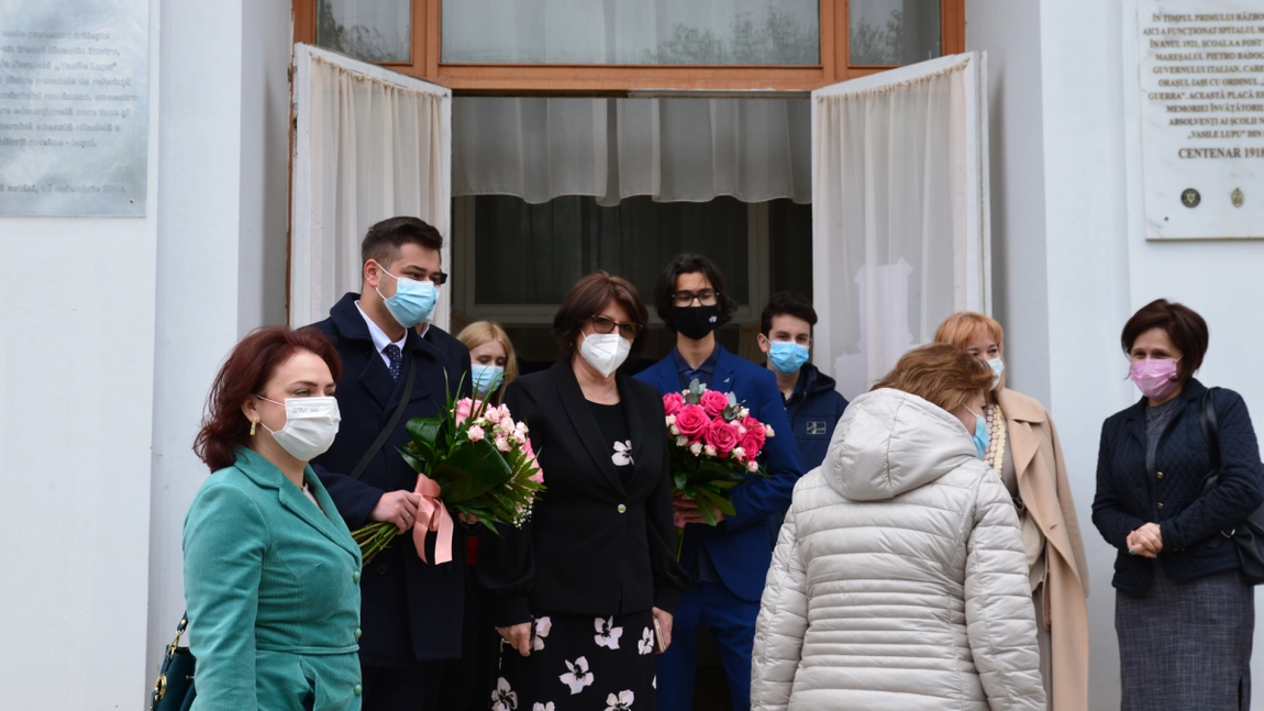 Monica Anisie în vizită la Colegiul Pedagogic „Vasile Lupu” - FOTO