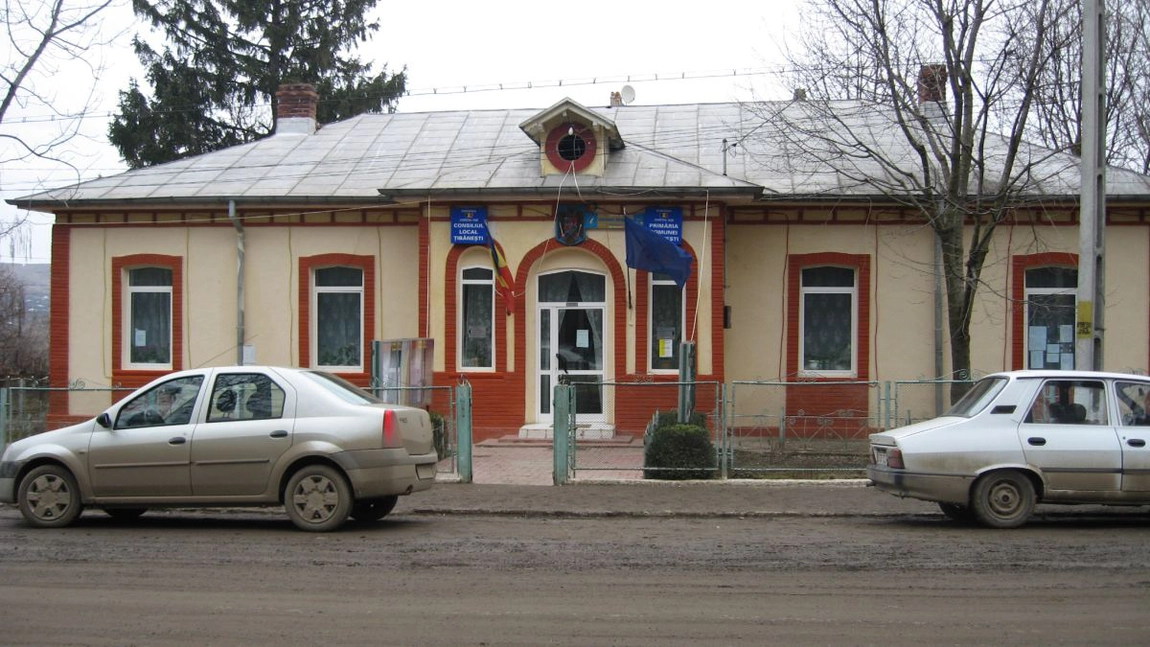 Drumurile din comuna Țibănești vor fi pietruite! Contractul are o valoare de 100.000 de euro