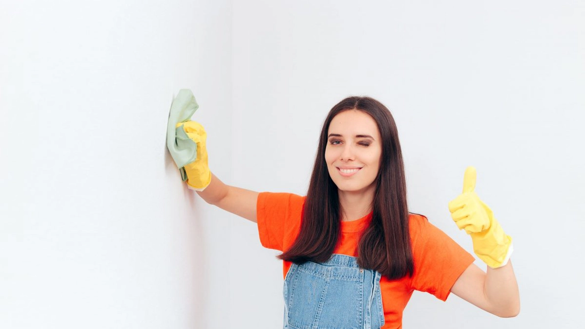 Ai început curățenia de primăvară? Află cum vopseaua potrivită îți ușurează munca!
