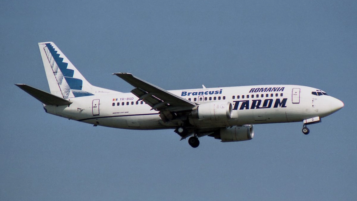 Momente de groază pentru pasagerii unui avion al companiei Tarom ce a aterizat la Iaşi! Aeronava ce zbura pe ruta Hurghada - Iaşi, la un pas de prăbuşire! Ieşenii şi-au văzut moartea cu ochii! (Exclusiv)