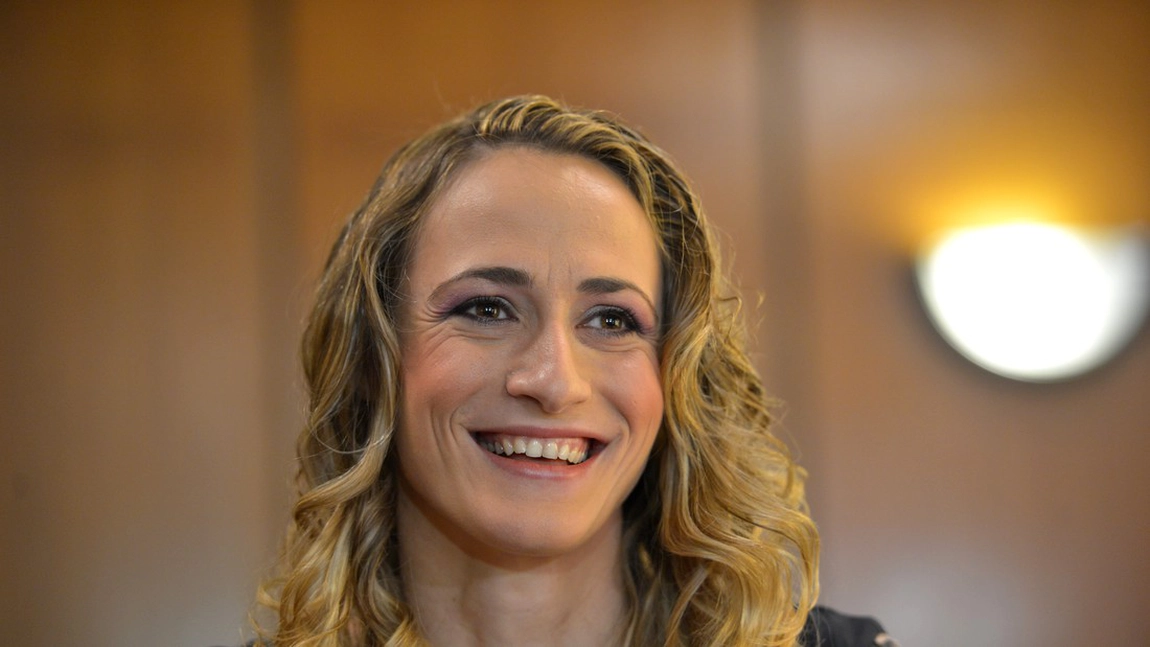 Camelia Potec, campioana olimpică la înot: „Eu, la mare, mă duc cu colacul în apă”