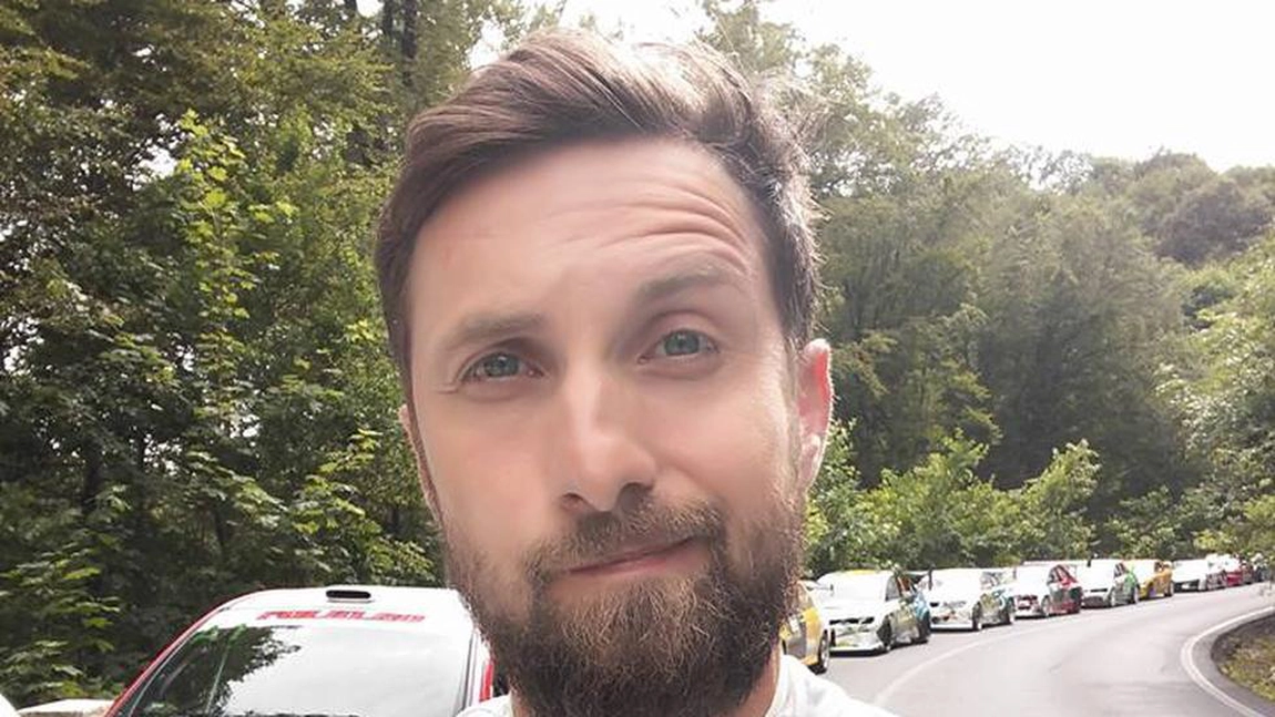 Dani Oțil a dezvăluit că a apelat la serviciile unor dame de companie: „Am hotărât să îmi dau un refresh și am intrat chiar pe site-ul ăsta”