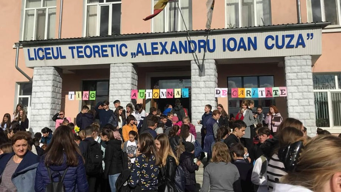 Liceul Teoretic „Alexandru Ioan Cuza” din Iași- webinar în cadrul proiectului educativ „Domnitorul Unirii și epoca sa”